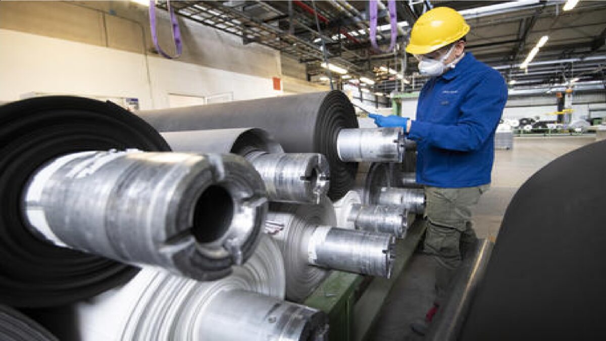 Industria: fatturato sale del 2,7% a aprile, al top dal 2000