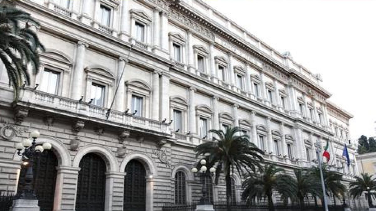 بانک ایتالیا: بدهی ملی در ماه اوت به 2757.8 میلیارد یورو کاهش یافت
