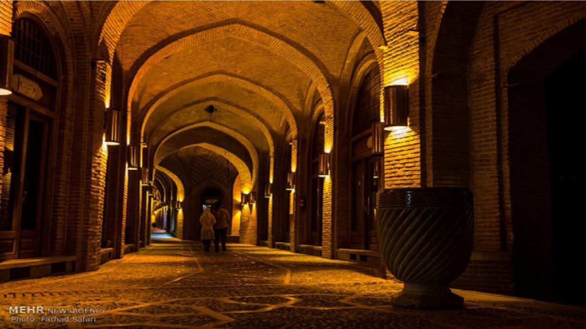نمایش عکس بناهای تاریخی احیا شده ایرانی در ایتالیا