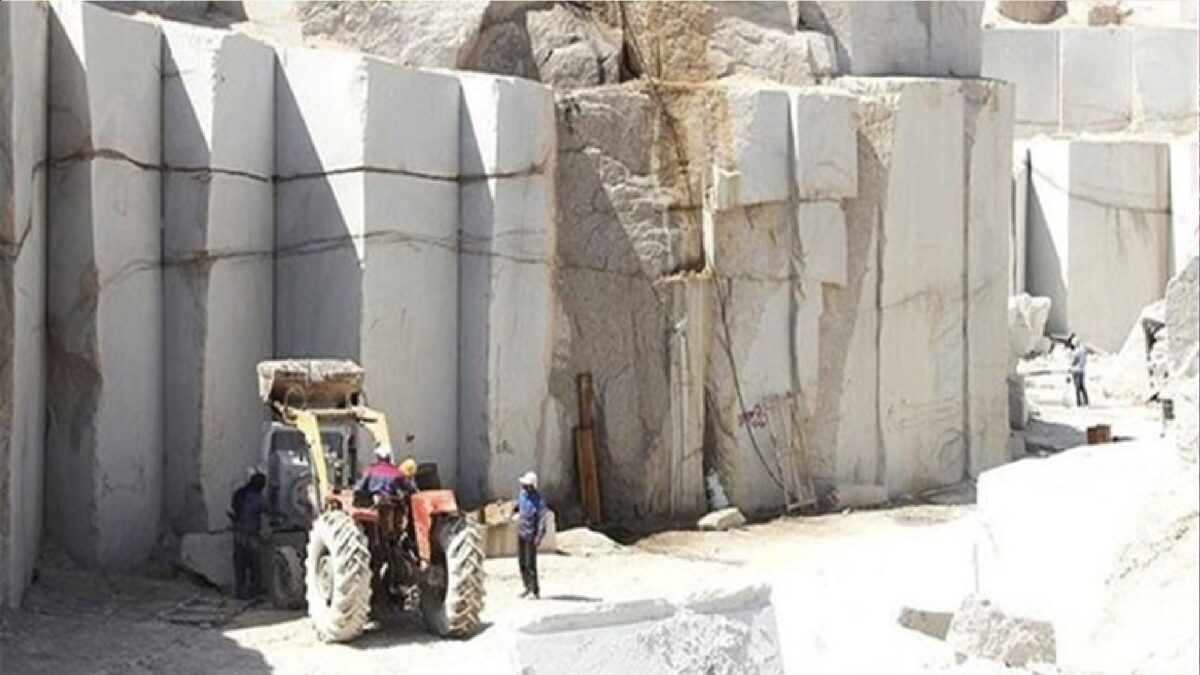 سنگ‌های معدنی خراسان جنوبی دیوار ساختمان‌های “ایتالیا” را تزئین می‌کنند