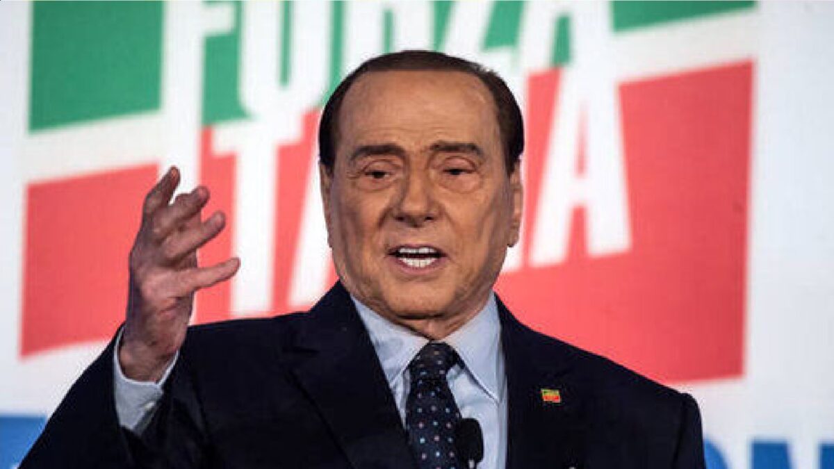 برلوسکنی: اگر نخست وزیر ایتالیا بودم هرگز با زلنسکی دیدار نمی‌کردم