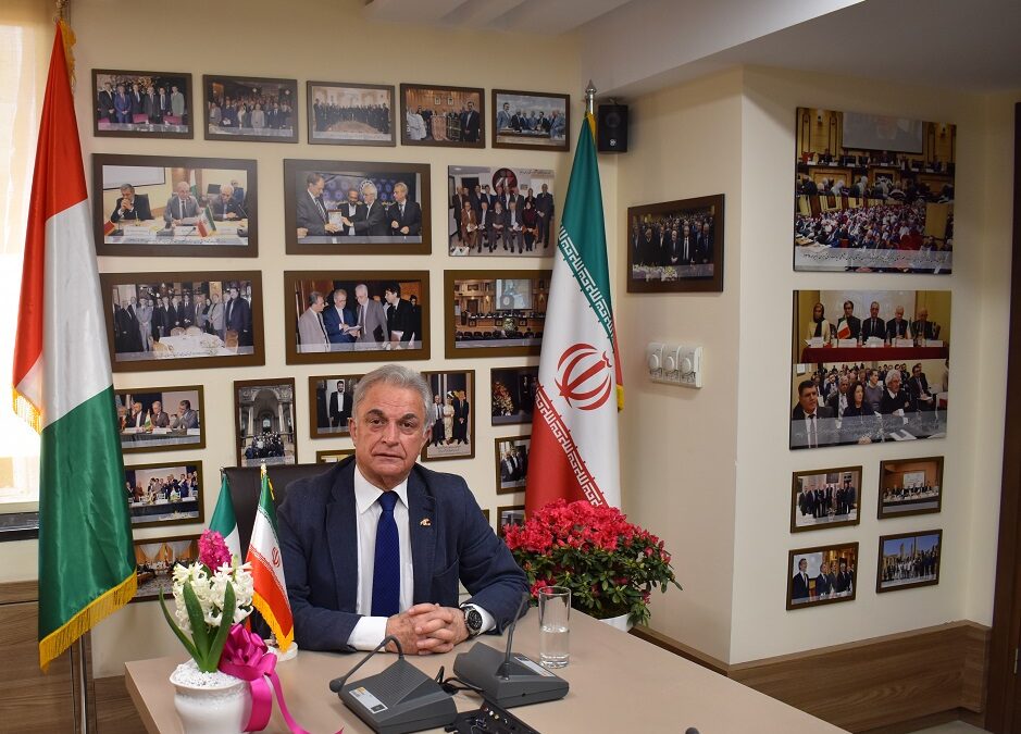 پیام تبریک ریاست اتاق ایران و ایتالیا آقای مهندس پور فلاح به مناسبت سال نو