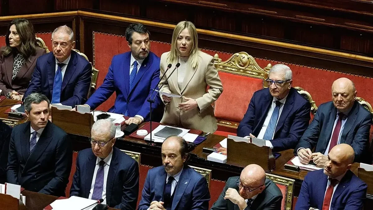 جنجال بر سر سرنوشت ذخایر طلای ۳۰۰ میلیارد دلاری ایتالیا، ذخایر طلا متعلق به چه کسی است؟